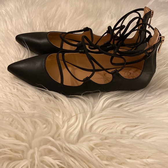 Shoes - Picture 2 of 4